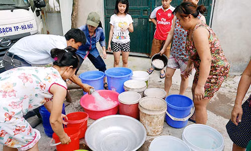 Cuoi ra nuoc mat 36 ke song sot qua ngay mat nuoc