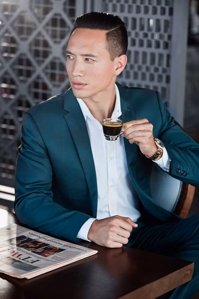 Trước đây, để có được một ly cà phê hoàn hảo với từng tầng crema, cà phê hòa quyện, bạn chế cần phải thực hiện rất nhiều công đoạn pha chế phức tạp. Nay, tách cà phê được pha chế trong thời gian ngắn đồng thời vẫn giữ trọn sự tinh tế, chất lượng lại là chuẩn mực mà mỗi người sành uống cà phê đều tìm kiếm trong quỹ thời gian eo hẹp của một xã hội bận rộn.
