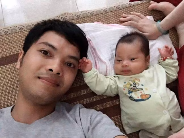 Xúc động nhật ký đón con chào đời của ông bố trẻ - Hình 3 Xuc dong nhat ky don con chao doi cua ong bo tre-Hinh-3