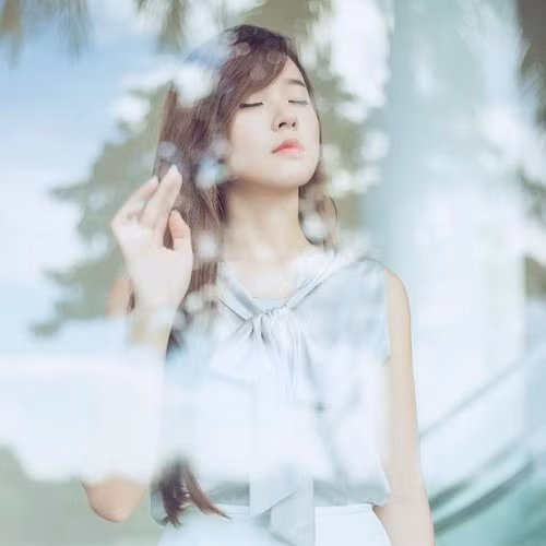 Midu ngày càng xinh đẹp.