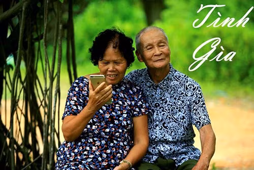Hiện tại, hai cụ đang sinh sống cùng con trai thứ tại Thái Nguyên.