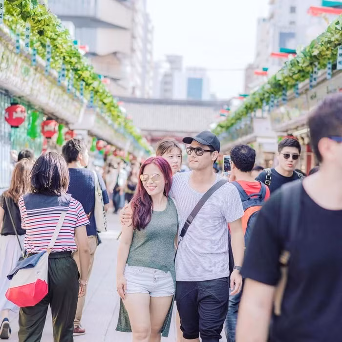 Vợ MC Phan Anh trước kia làm trong lĩnh vực ngân hàng nhưng hiện tại cô đã nghỉ để tập trung kinh doanh cùng chồng.