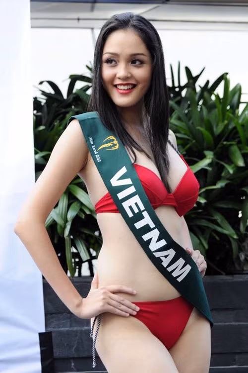 Cuoi khoc 1001 su co nguoi dep Viet thi HH quoc te-Hinh-4
