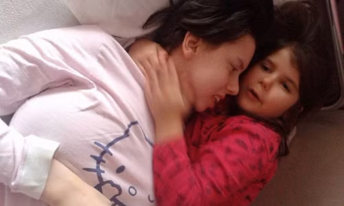 Hon me khi sinh, tinh day thay con da 7 tuoi