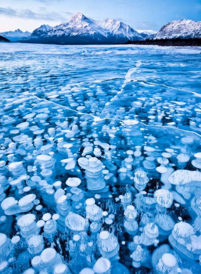 Hồ Abraham ở thành phố Alberta, Canada.