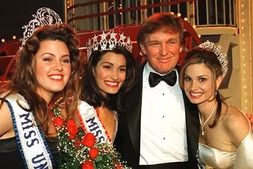 Được biết, năm Machado đăng quang là năm đầu tiên Trump giành quyền tổ chức sản xuất cuộc thi sắc đẹp Hoa hậu Hoàn Vũ. Ông giữ vai trò này đến năm 2005.