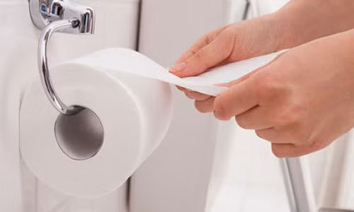 Nguy hại chết người từ thói quen dùng giấy vệ sinh thế này Nguy hai chet nguoi tu thoi quen dung giay ve sinh the nay