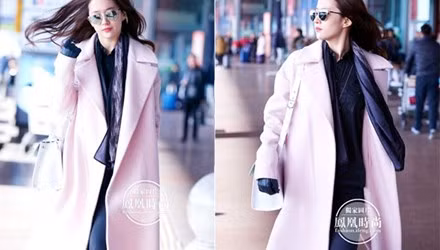 Lưu Diệc Phi xuất hiện tại sân bay với gout thời trang cá tính, sành điệu.