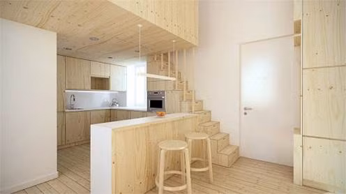 Căn hộ siêu nhỏ đầu tiên là thiết kế của kiến trúc sư Igor Glushan. Một không gian nhỏ nằm ở Saint Petersburg, chủ nhân là một nhân viên công nghệ cao.