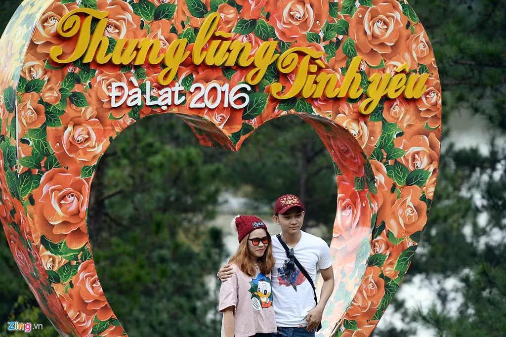 Trước đó, vào thời vua Bảo Đại, vùng này được gọi là "Thung lũng Hòa Bình".