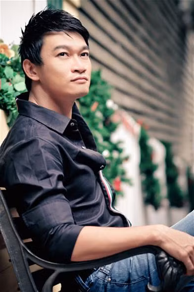 Chuyen tinh yeu cua quy ong doc than hap dan nhat showbiz-Hinh-2