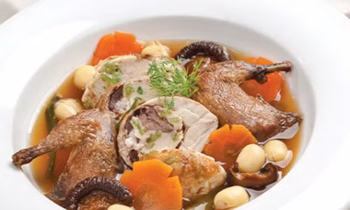Vì sao gia đình bạn nên bỏ tiền mua chim cút về ăn? Vi sao gia dinh ban nen bo tien mua chim cut ve an?