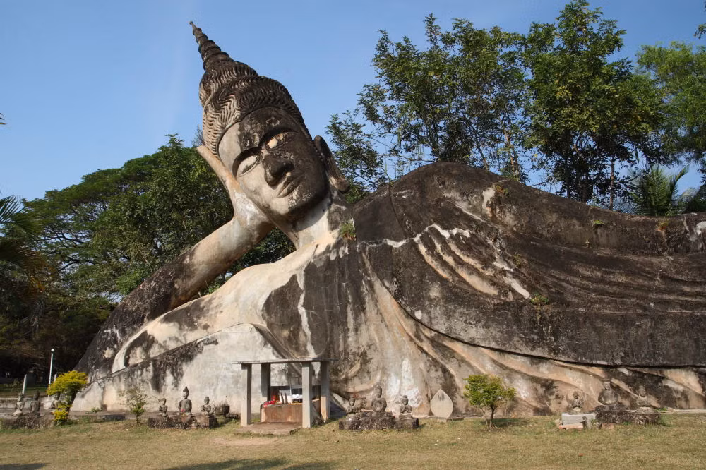 Vườn Phật nằm bên bờ sông Mekong.