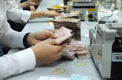 Báo động tình trạng lừa đảo khi nhờ đứng tên vay tín chấp.
