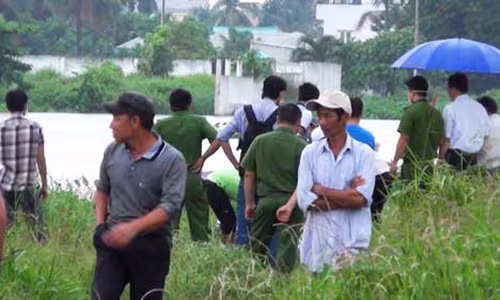 Kinh hoang xac nguoi dan ong an hien trong dam luc binh