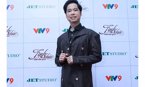 Ngọc Sơn.