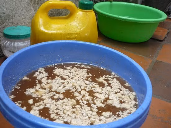 Nguoi Ha Noi dang phai an nuoc pho ban che san nay-Hinh-2