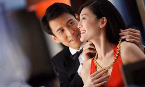 Ly do choi toi ngoai tinh cua chong khien vo cuoi ... roi nuoc mat