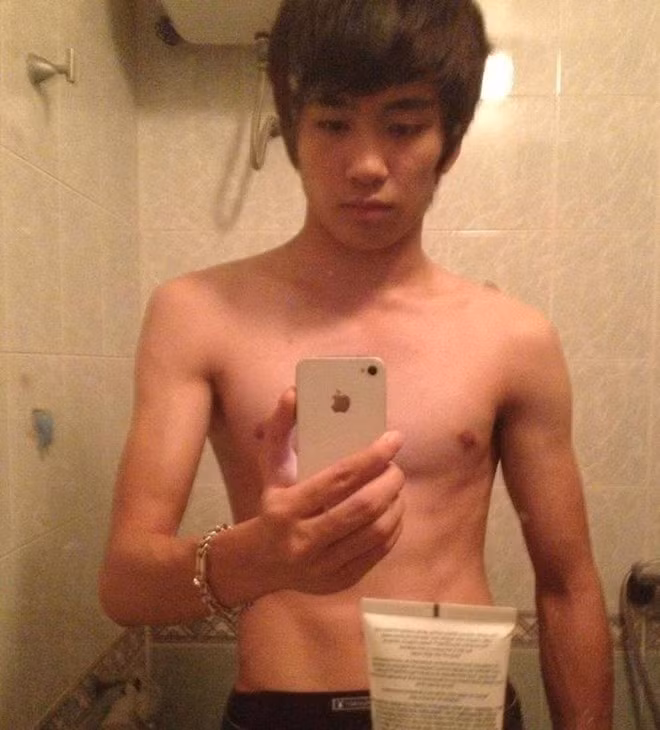 Thể hình gầy gò của Nguyễn Đình Phùng trước khi tập gym.