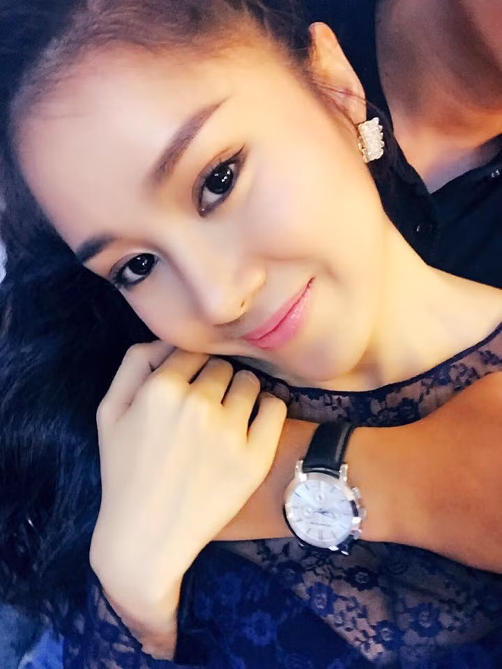 Lê Phương "Người yêu dấu hỡi, Anh mãi là Mặt Trời ..gạt đi bóng tối xót xa trong cuộc đời Em!!".