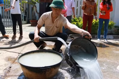 Dak Lak: Dan hoang mang nuoc gieng dot chay nhu xang dau