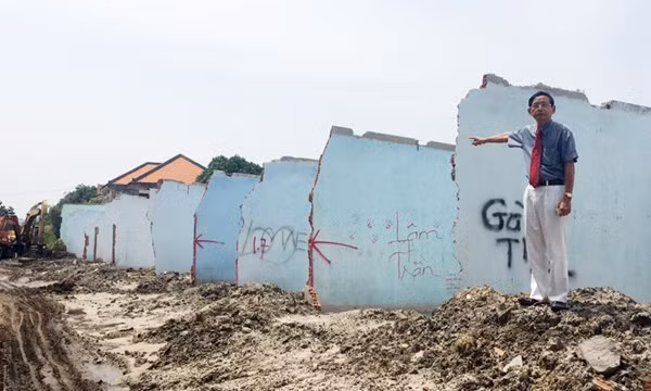 Dai gia Le An hien dat tien ti de noi cong o Vung Tau