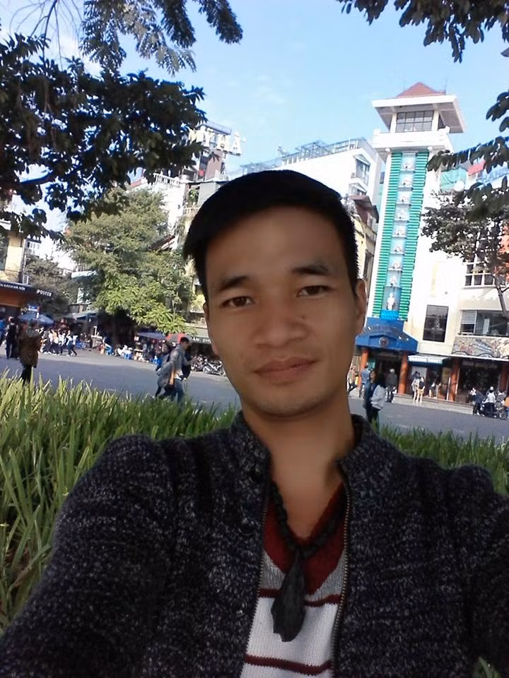 Thuc hu chuyen Le Roi xuong toc di tu-Hinh-4