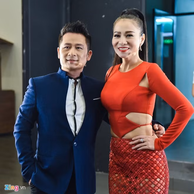 Khan gia dong loat ung ho xoa so Vietnam Idol vi nhat-Hinh-2