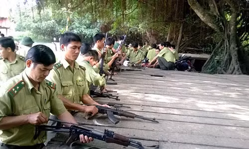 Khi nao can bo kiem lam duoc dung sung
