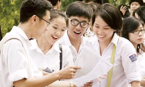 Bộ GD&ĐT có vi phạm luật khi xét tuyển theo hình thức tập trung? Bo GD&DT co vi pham luat khi xet tuyen theo hinh thuc tap trung?