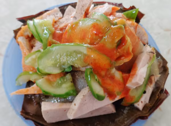Trong khi bánh giò Hà Nội lại cầu kỳ hơn nhiều.