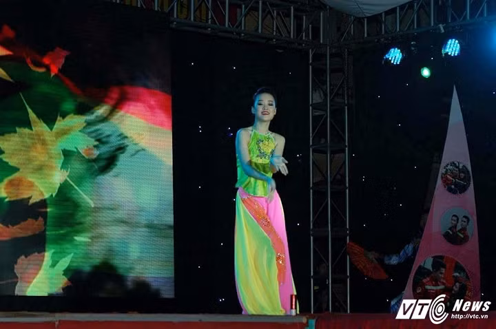 Thu có niềm đam mê là múa.