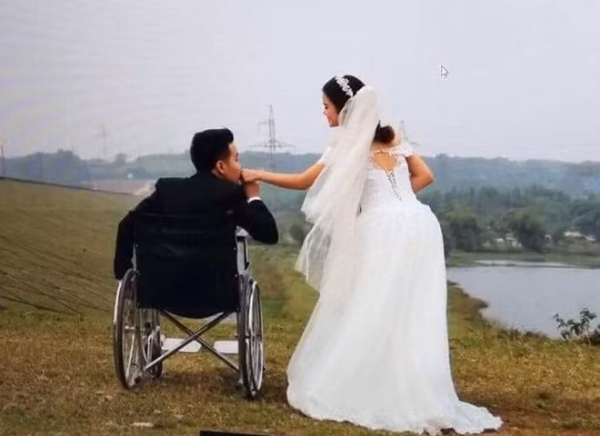 Ket thuc dep cho chuyen tinh cua chang trai cut hai chan