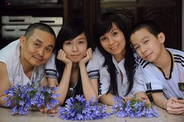 Gia đình nhỏ của Xuân Hinh.