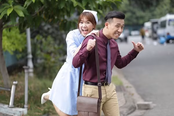 Hari Won và Trấn Thành hẹn hò không được số đông ủng hộ.