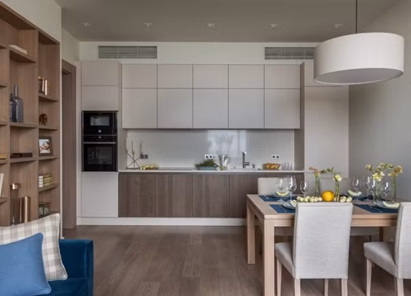  Góc nấu nướng: Nơi nấu nướng được đặt phía trong cùng với cách bố trí đơn giản từ màu sắc đến nội thất. Hệ thống tủ được lắp đặt sát trần và sát sàn, giữ lại một khoảng giữa để bố trí bếp nấu và bồn rửa một cách tiện lợi.