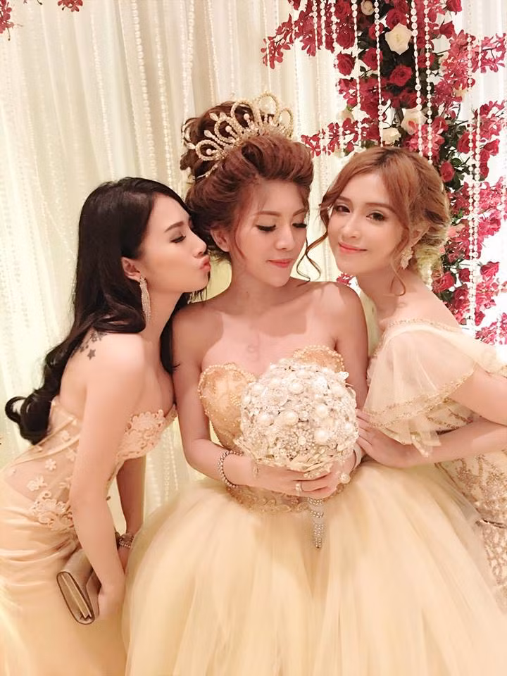 Cô dâu Hoài Trâm trong lễ cưới cách đây không lâu (ảnh FBNV).