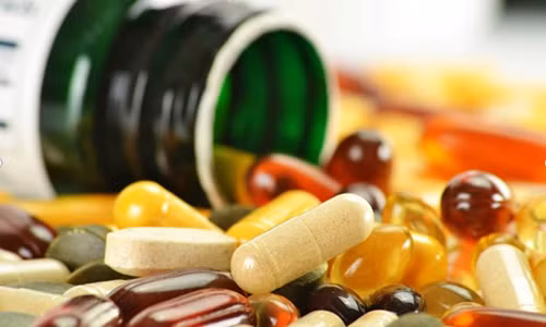 Uong vitamin tong hop co loi hay hai?