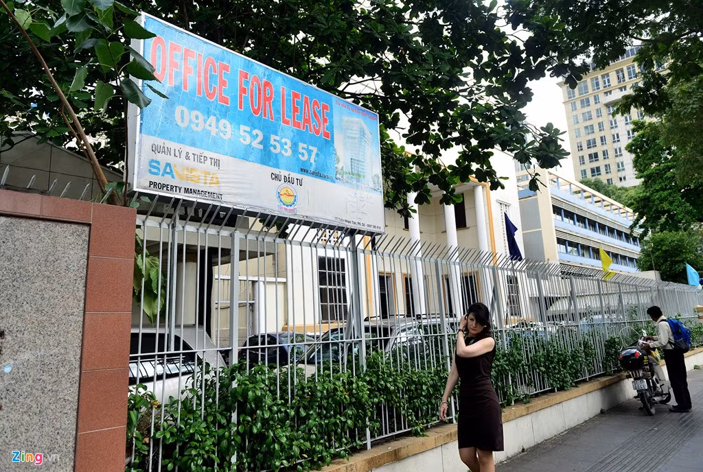 Tuy nhiên, vào ngày 23/6, Tân Hoàng Minh có đơn đề nghị hủy kết quả cuộc đấu giá, đồng thời tổ chức bán đấu giá lại theo đúng quy trình... vì cho rằng phương án đấu giá có sai phạm về bước giá.