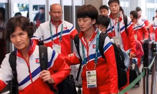 VDV Trieu Tien bi phat di lam than vi that bai tai Olympic