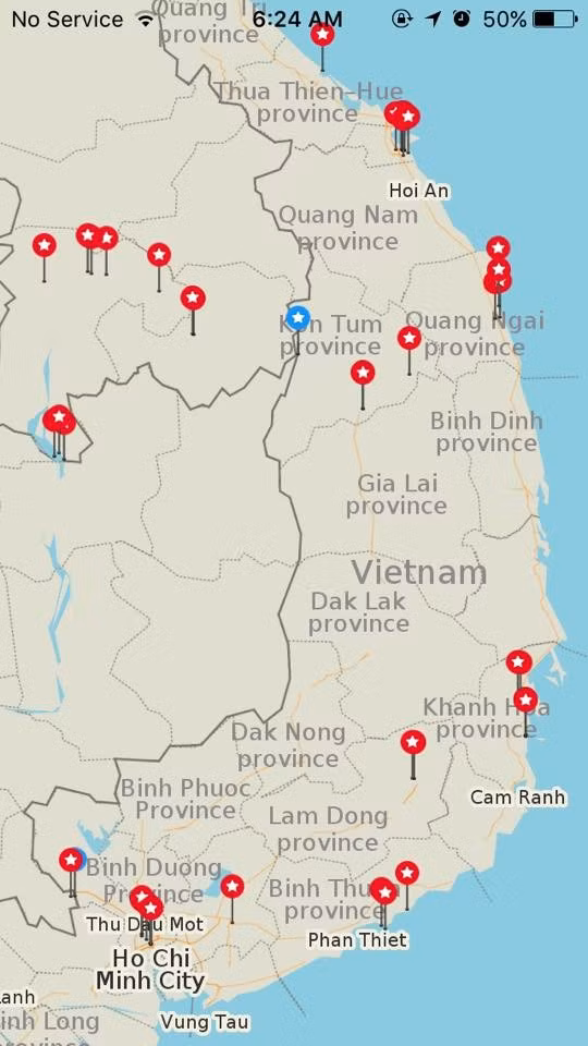 Ievgenii và Yulia đã đi qua 24 nước và vùng lãnh thổ. Họ cho biết, không có nơi nào khiến họ thấy thoải mái như ở Việt Nam. Họ đi từ Tây Nguyên xuôi về Hà Nội, từ Tây Bắc sang Đông Bắc, rồi từ Hà Nội đi dọc duyên hải các tỉnh miền Trung, vào TP HCM. Càng đi, họ càng ngỡ ngàng trước lòng tốt của người bản địa nơi mình ghé qua.