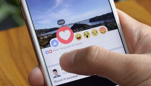 Ban hang qua Facebook: Ban noi ca kho, lo bi thu thue?-Hinh-2