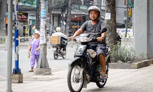 Co “Dat phuong Nam” lam lo xe that bai, lai khan goi ve que