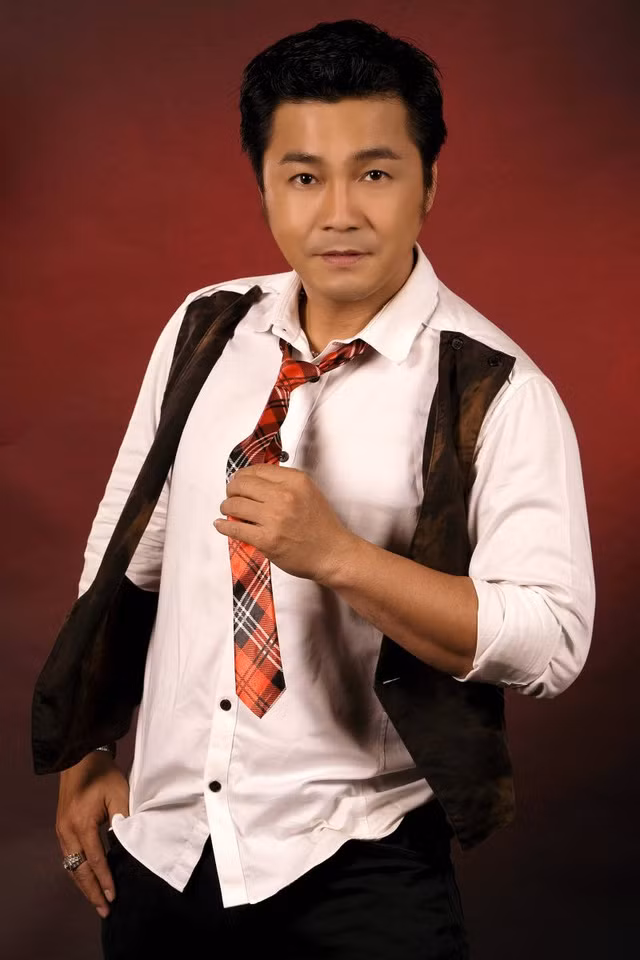 Danh tinh nguoi phu nu “chong e” cho Ly Hung o tuoi 47-Hinh-2