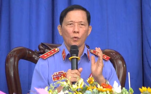 Vi sao toi dam o tre em rat kho xu, tham chi phai dinh chi vu an?
