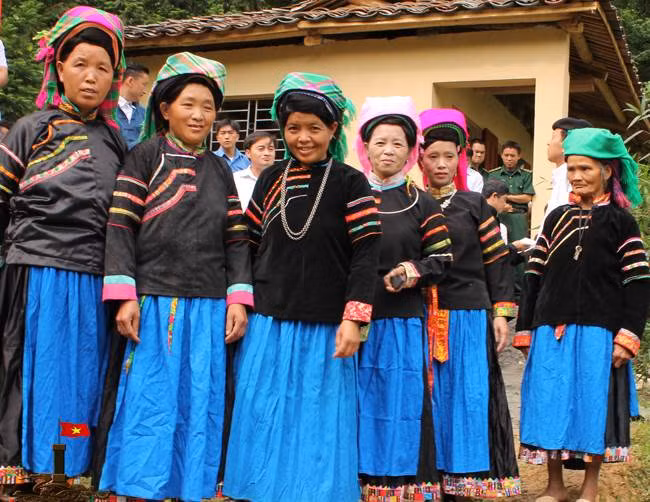 Ky la tuc “cuop giong ga” cau may man dau nam cua nguoi Pu Peo-Hinh-2