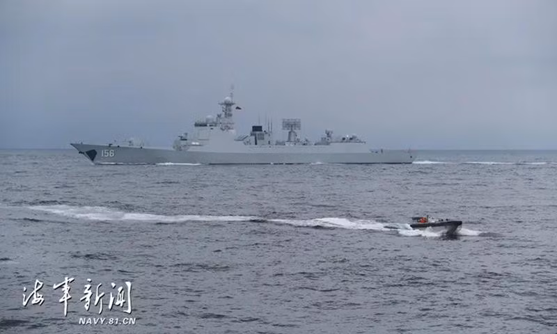 Radar bước sóng dài không phải là phát minh mới mà nó đã được nghĩ ra từ đầu thế kỉ 20. Tuy nhiên, nó lại được cho là hiệu quả hơn các radar bước sóng ngắn khi chống lại tiêm kích tàng hình do các máy bay này đều được thiết kế chỉ để lẩn tránh những radar bước sóng ngắn.