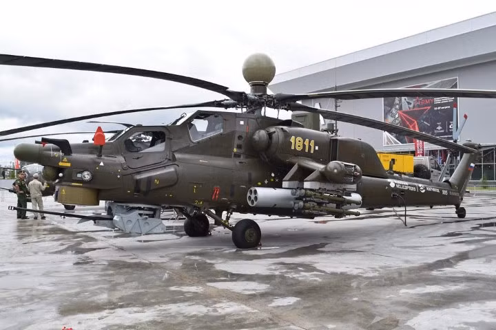 Mặc dù radar điều khiển hỏa lực đã được gắn trên rotor chính của Mi-28NM, tuy nhiên việc sử dụng tên lửa 9M123 Khrizantema-VM sẽ yêu cầu thêm thời gian để lắp đặt giá treo và cơ cấu điều khiển thích hợp.