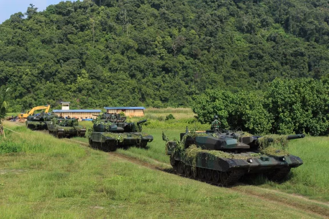 Được phát triển từ dòng xe tăng chủ lực Leopard 2A4 của Đức, xe tăng chủ lực Leopard 2RI được đánh giá là có năng lực tác chiến vượt trội hơn cả phiên bản Leopard 2SG đang phục vụ trong biên chế quân đội Singapore.