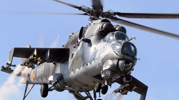 Ấn Độ cũng đã đóng góp ít nhất ba chiếc trực thăng Mi-35 cho quân chính phủ Afghanistan, và một trong số đó, chính là chiếc trực thăng xấu số bị quân Taliban thu giữ gần như nguyên vẹn cách đây ít ngày.